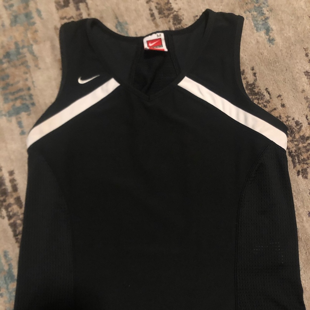 nike tank top